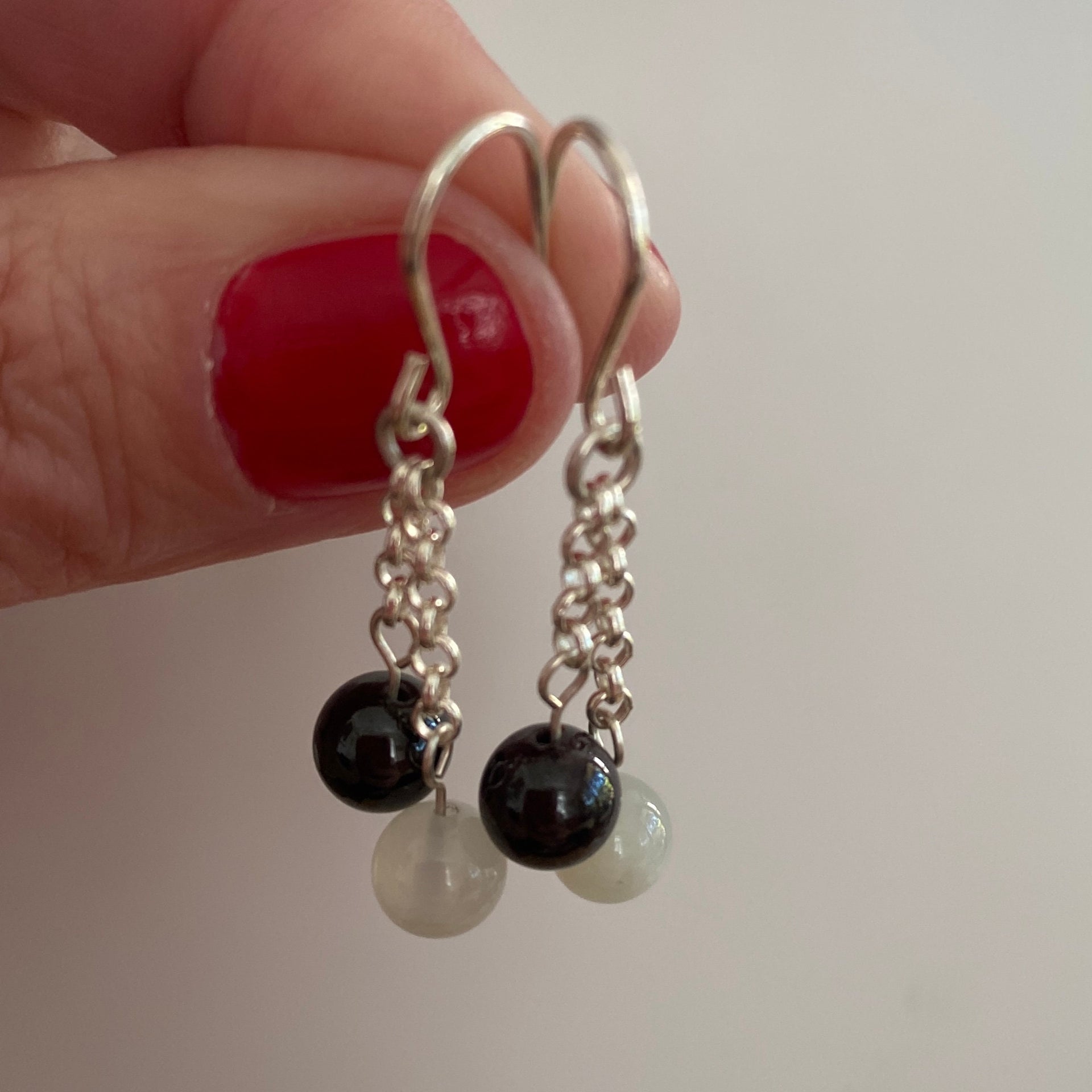 Sterling Silver Moonstone & Red Garnet Earrings - Empaness